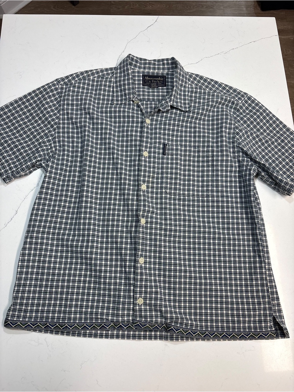 Vintage Abercrombie & Fitch Button Down Shirt XL 100% Cotton Plaid Chevron Hem